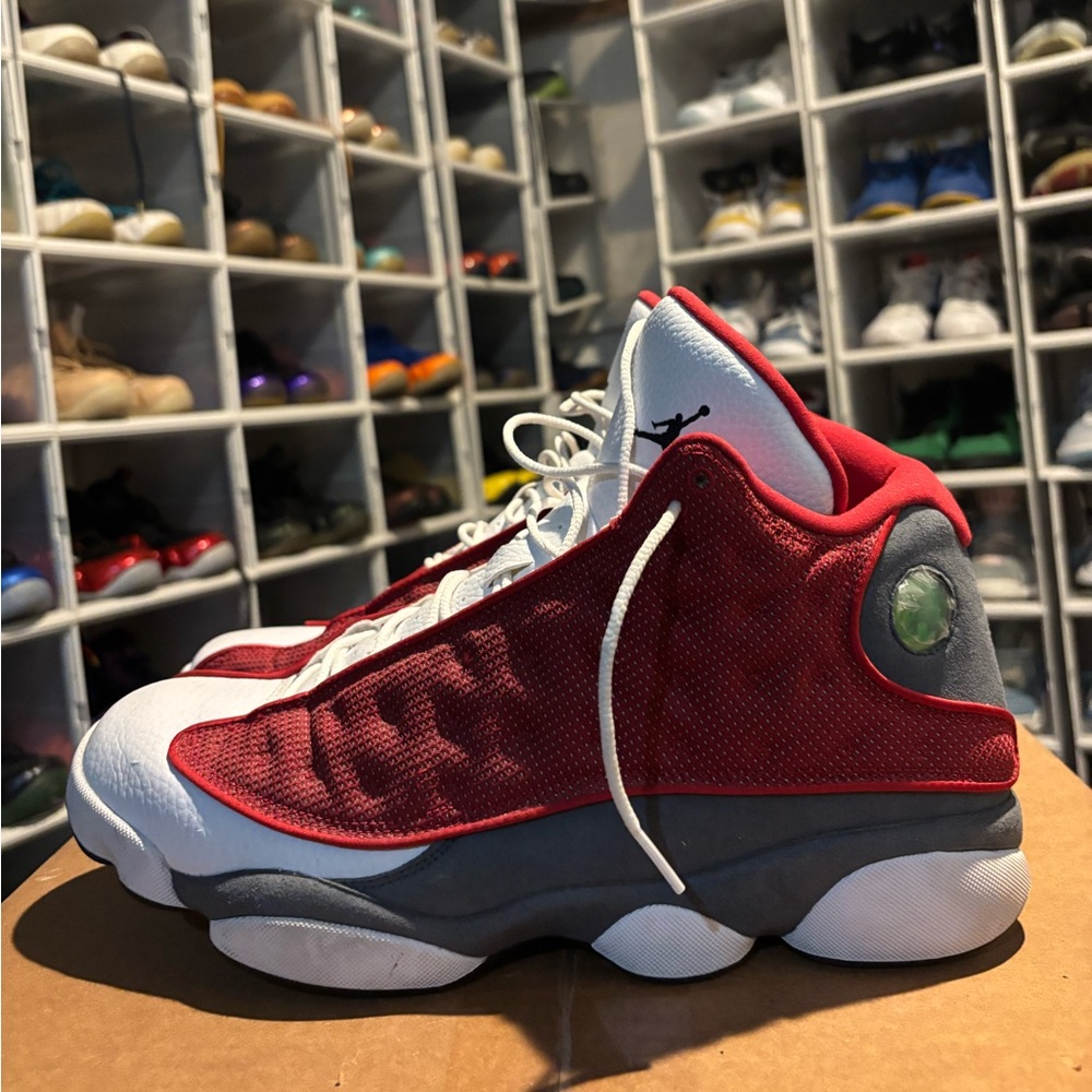 Retro Jordan 13 in Gym Red Flint Grey